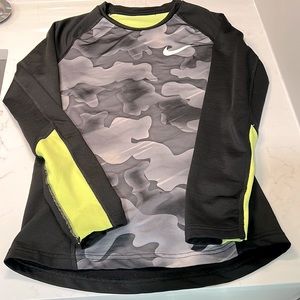 Nike Boys Dri-fit compression shirt size L